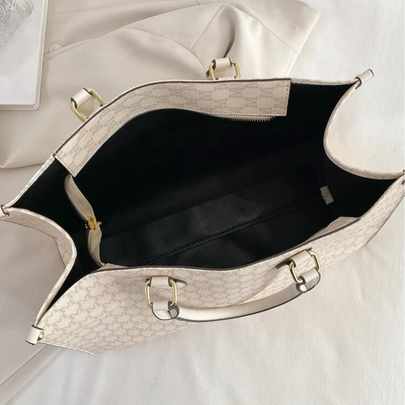 New Inventory 💥Fashion Trend Print Four Seasons Versatile Travel Bag💥 - Picture 7 of 7